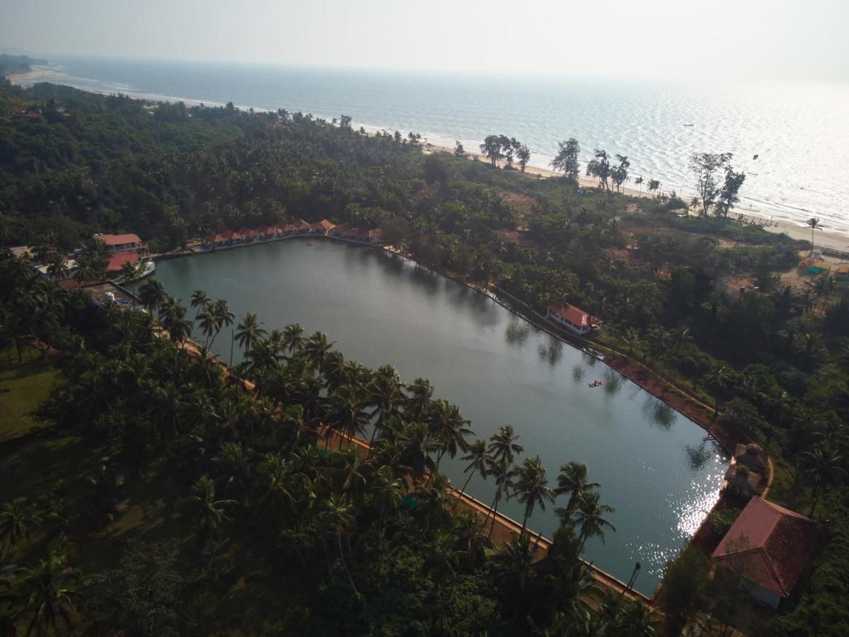 Veda5 Wellness Retreat & Spa Gamle Goa Eksteriør bilde